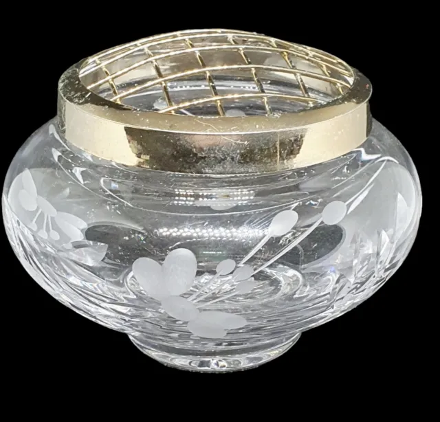 Beautiful Stuart Crystal Glass Cascade Rose Bowl Pot Pourri Vase Vintage Flowers