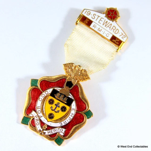 Reale Massonico Istituzione per Bambine Steward 1972 - Rmig Medaglia Distintivo