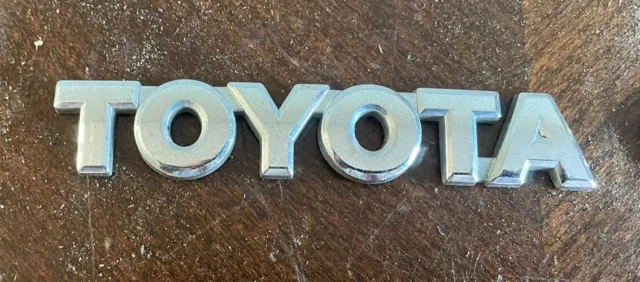 00 01 02 03 04 05 Toyota Celica Rear Trunk Lid Emblem Logo Badge Sign Used