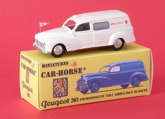 Fourgon Panhard Dyna Ambulance - Miniature Collection Car-Horse - État Neuf
