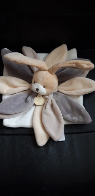 Doudou lapin plat collector taupe pétales DOUDOU ET COMPAGNIE TBE