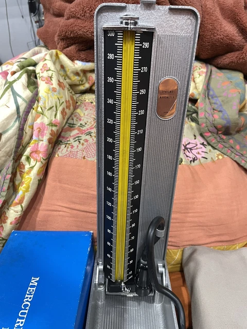 Vintage Sphygmomanometer And Vintage Stethoscope 2