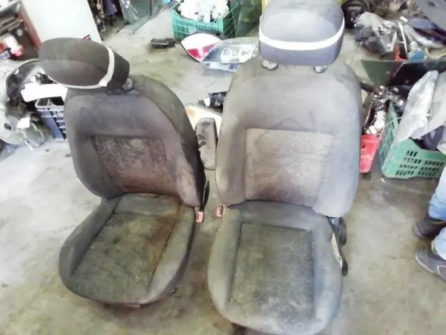 sedile anteriore destro per FIAT DOBLO «III CARGO (2010) 1.3 JTD 19518