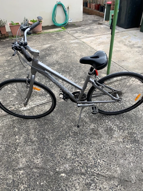 giant elwood se ladies 26 bicycle