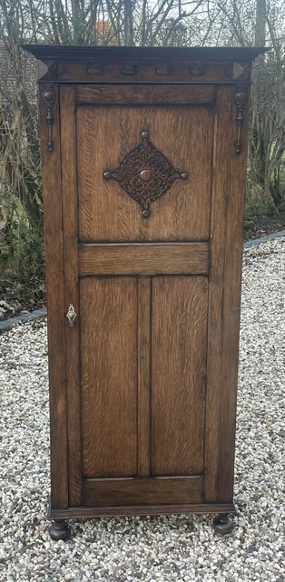 Superb  Carved Solid Oak Arts & Crafts  Hall Wardrobe 2 Man Delivery