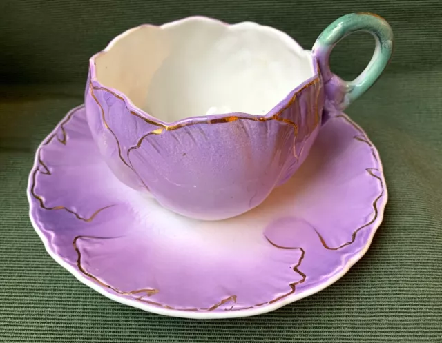 Grand Déjeuner fleur Iris en faïence de Luneville signé. Première moitié XXe s.