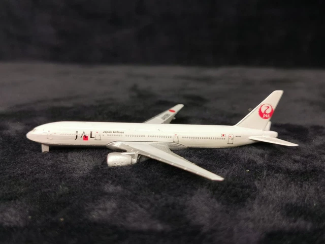 JAL JAPAN AIRLINES Boeing 747 Schabak 1:600 Scale Diecast Aircraft