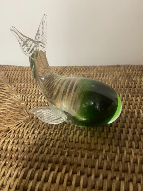 VINTAGE EMERALD GREEN/clear GLASS WHALE FIGURINE PAPERWEIGHT/DECOR