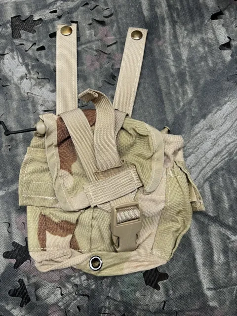 US GI Military MOLLE II Quart Canteen Pouch/Cover Camo used-good Condition
