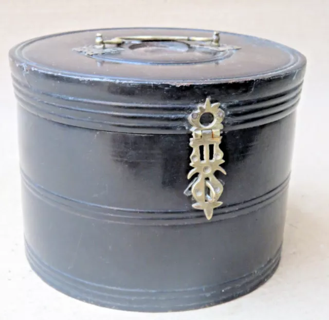 Antique Burmish Round Box Brass fixtures & fitting Black lacquer color Uncommon