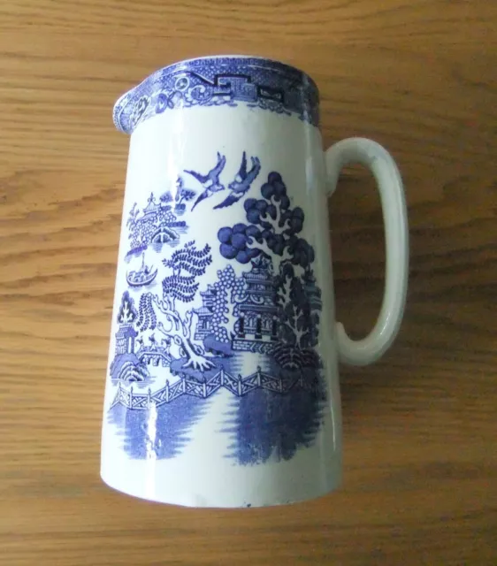 Vintage Blue & White Willow Pattern Milk Jug / Water Pitcher 3