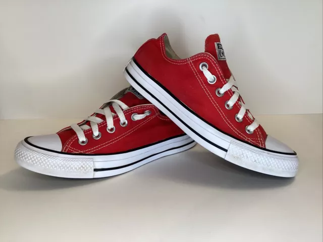 Converse All Star Chuck Taylors Low Top Red Size Women’s 7.5 - Men’s 5.5