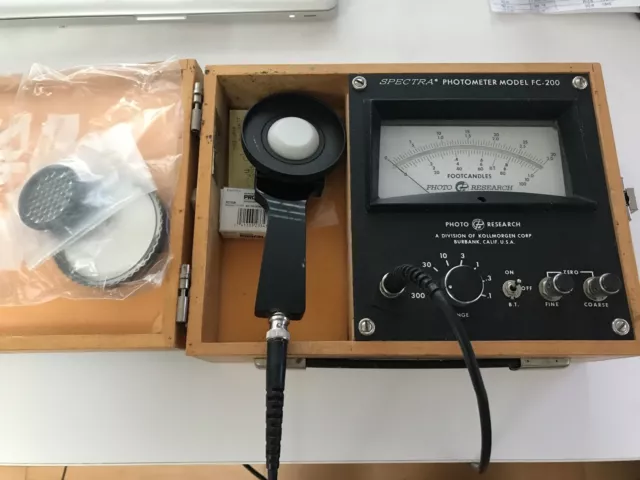 Photo Research, Spectra Photometer Model FC-200 in very good operating condition