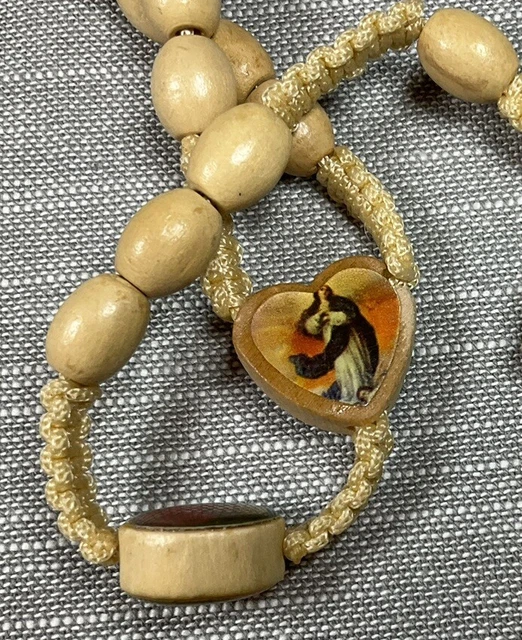 Vintage Rosary Wood Beads Christian H76