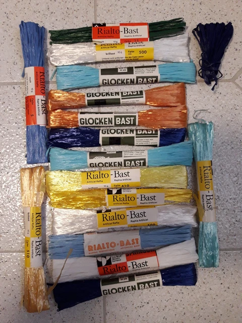 139g = 17 Teile BAST Konvolut, neu und gebraucht basteln Glocken Rialto Springer