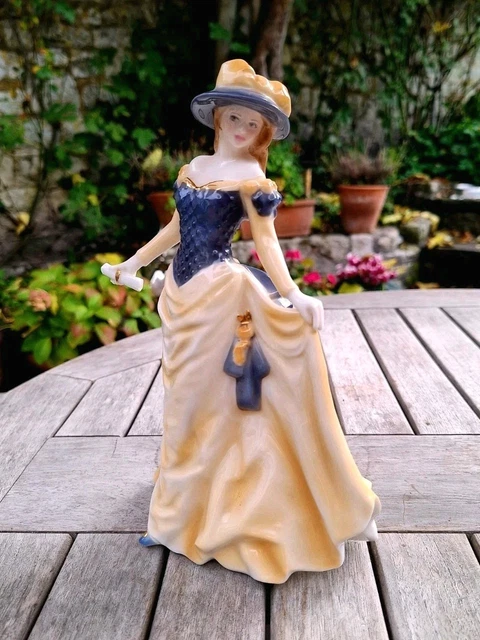 ROYAL WORCESTER OLIVIA Summer Romance Lady Figurine. £52.70