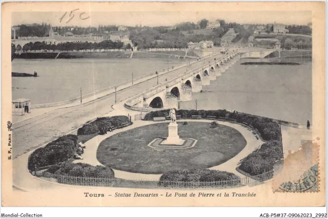 ACBP5-37-0455 - TOURS - statue descartes - le pont de pierre et la tranchée