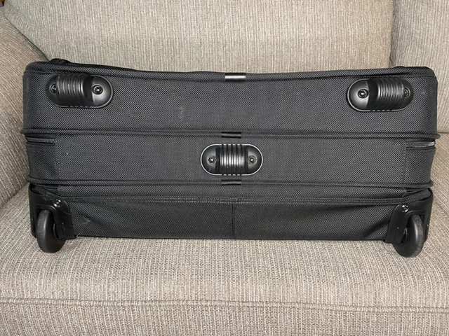 Tumi Classic Black 2 Wheel Ballistic Nylon Garment Carry On Bag 21" 2277D3 8