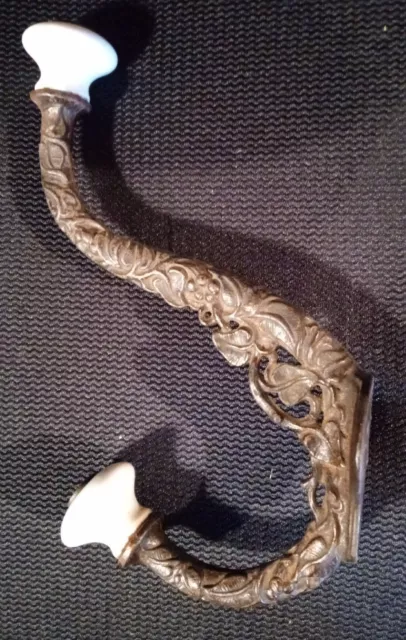 Antique Cast Iron Wall Coat Hook VERY ORNATE ART  NOUVEAU DESIGN