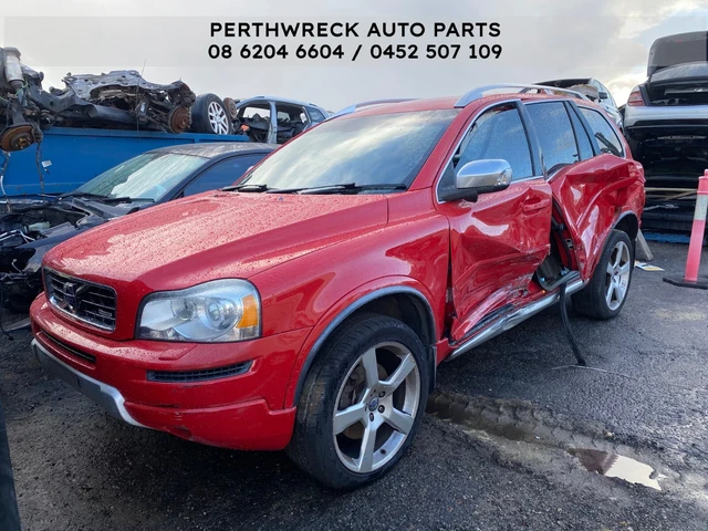 Volvo xc90 sales wrecking
