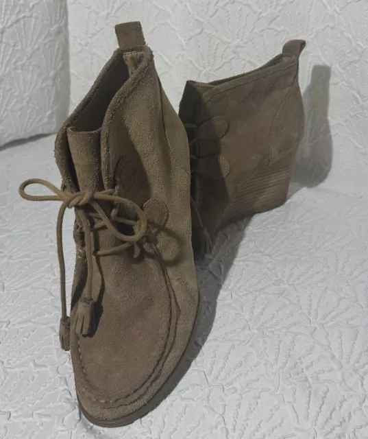 Lucky Brand Wedge Booties Women Size 9.5 Light Brown Suede Shoes Ankle Boot