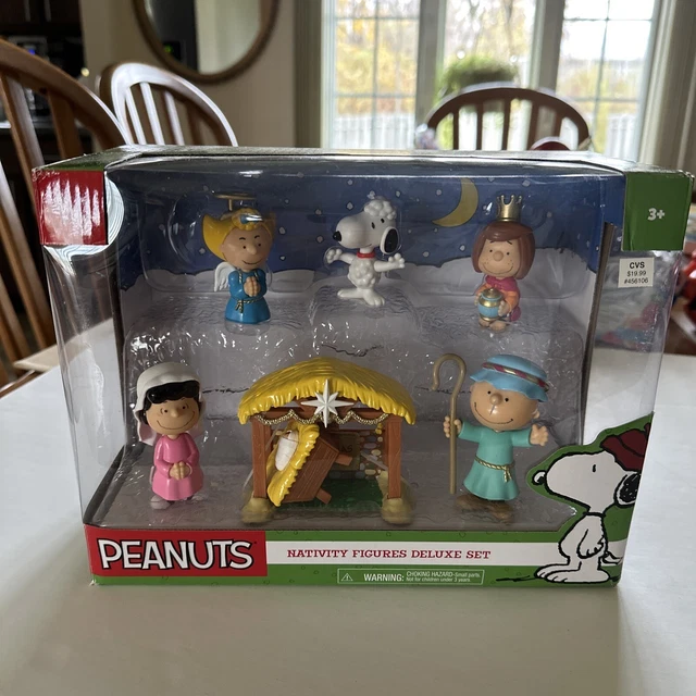 PEANUTS CHARLIE BROWN Nativity Set Scene Christmas Play Figure Open Box