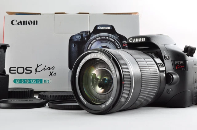 CANON EOS KISS X4 w/ EF-S 18-135mm f/3.5-5.6 IS Lens [Mint] Japan