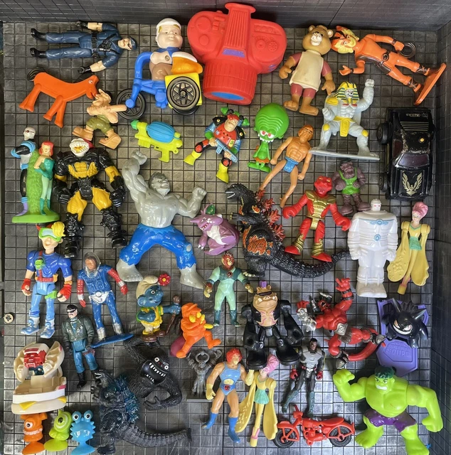 VTG 80S 90S Mixed Lot of Toys Action Figures Mini Figures marvel