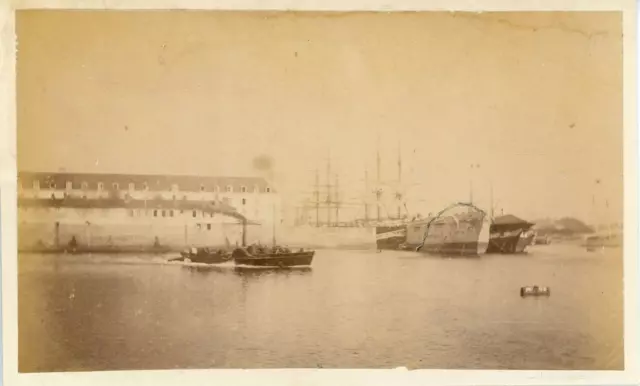 France, Bretagne, Port à identifier Vintage albumen print.  Tirage albuminé