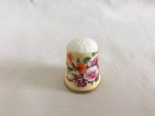 Vintage c1959 Royal Worcester Fine Bone China Thimble