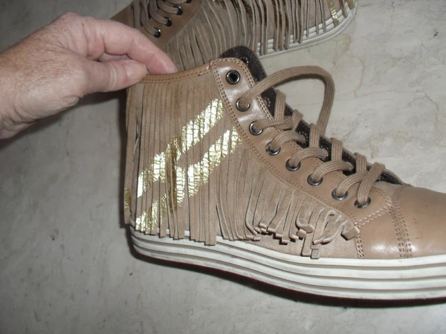 Hogan rebel deals con frange