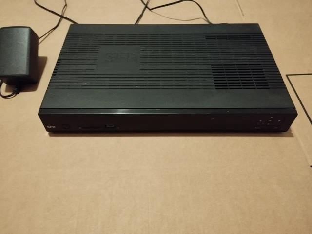 Decodeur TV SFR + Alimentation testé OK
