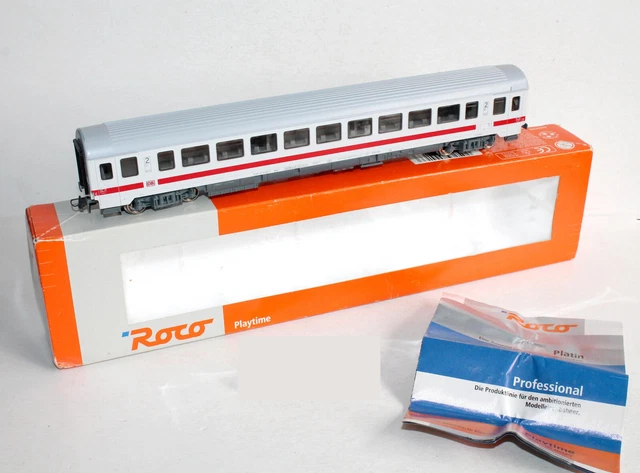 Wagon Voyageurs Roco UIC 2e Classe Vert/argent HO 44609 – Neuf Sous Blister