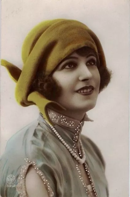 Ragazza con Cappello Moda Glamour Girl Hat Fashion Real Photo PC Circa 1920 2