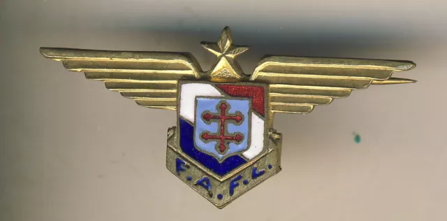 Calot de Capitaine Armée de l'Air française avec insignes