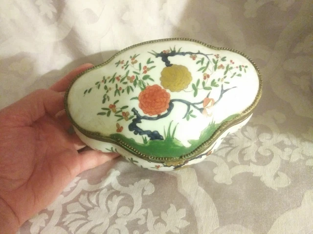 Antique 17-1800'S French Chinese Porcelain Box Lidded Painted Brass Mounts