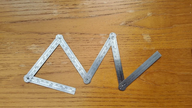 RARE CASED VINTAGE FOLDING 2FT RULER J Rabone & Sons No 226R Birmingham. RARE CASED VINTAGE FOLDING 2FT RULER J Rabone & Sons No 226R Birmingham.