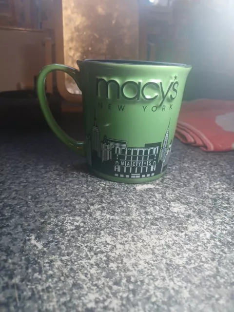 MACY'S NEW YORK CITY COFFEE TEA MUG CUP Emerald Green 3-D DESIGNS.  Skyline.