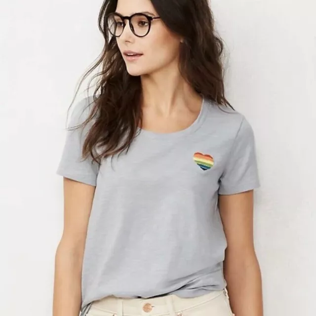 LC Lauren Conrad Women’s Gray Rainbow Pride Heart Graphic T-Shirt Size XL