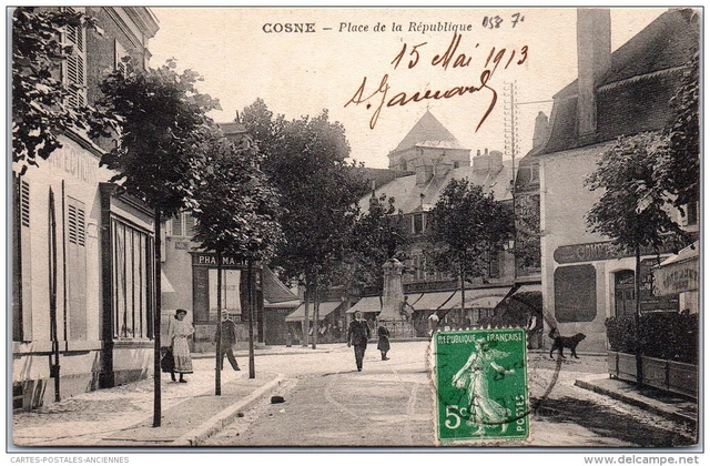 58 COSNE - Republic Square