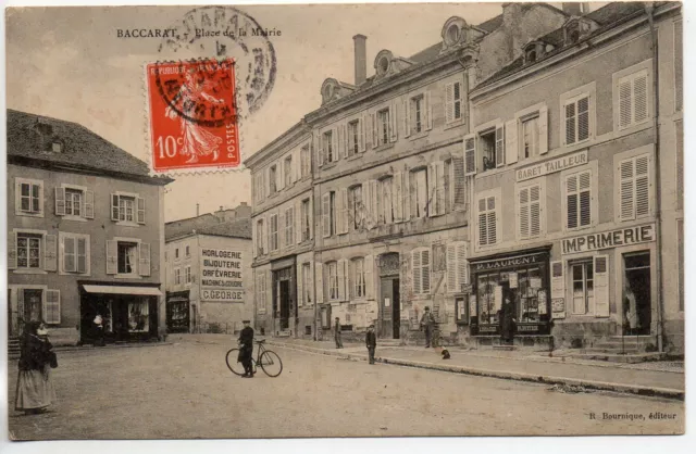 BACCARAT - Meurthe et Moselle - CPA 54 - place de la mairie commerces Imprimerie