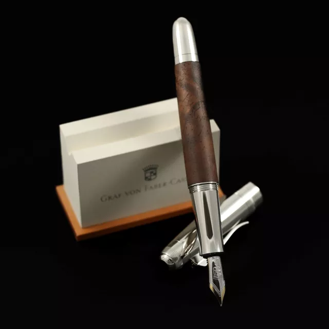 Pluma fuente de madera de nogal Graf von Faber-Castell Magnum