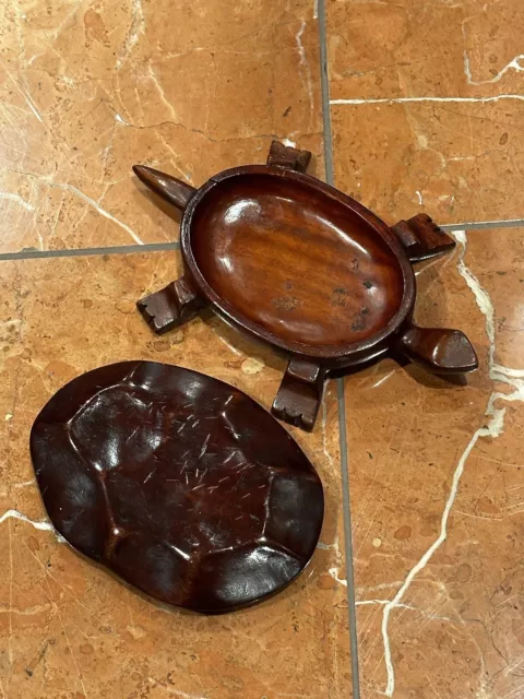 Vintage Hand Carved Turtle Wooden Island Mahogany Trinket 8" Box With Lid