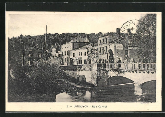 CPA Longuyon, Rue Carnot, Bridge
