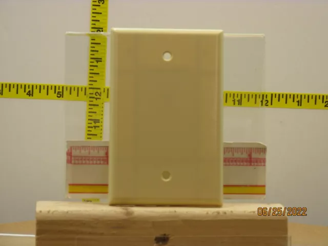 The listing is for:(1) LEVITON  1 GANG HARD PLASTIC BLANK PLATE Ivory