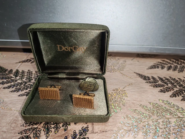 Paire De Boutons De Manchette Anciens Plaqués Or - Style Vintage, Sans Marque