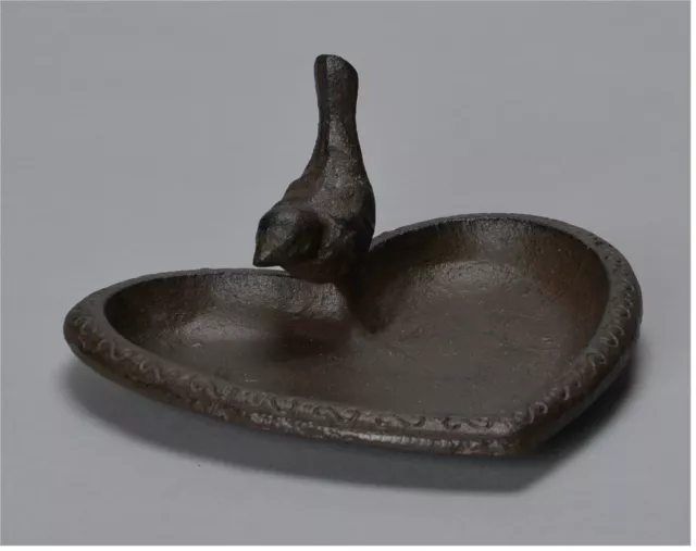 Vogeltränke Vogelbad  "Herz mit Vogel"  Gusseisen Ornament braun antik 19 x 17cm