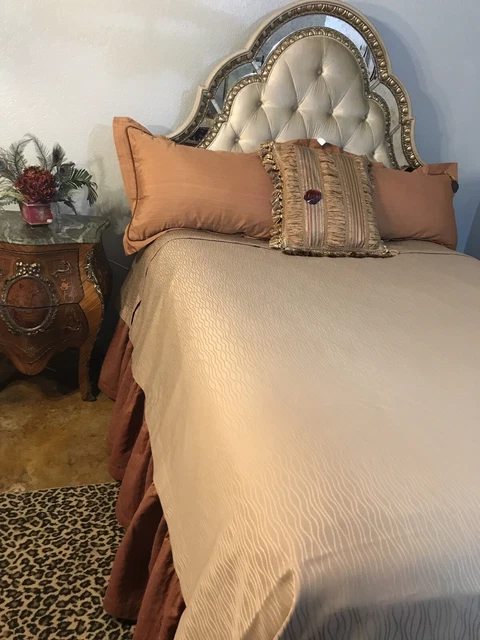New 4 PIECE Queen bedding Ensemble Bella Rose Sold At Neiman Marcus Horchow New 4 PIECE Queen bedding Ensemble Bella Rose Sold At Neiman Marcus Horchow