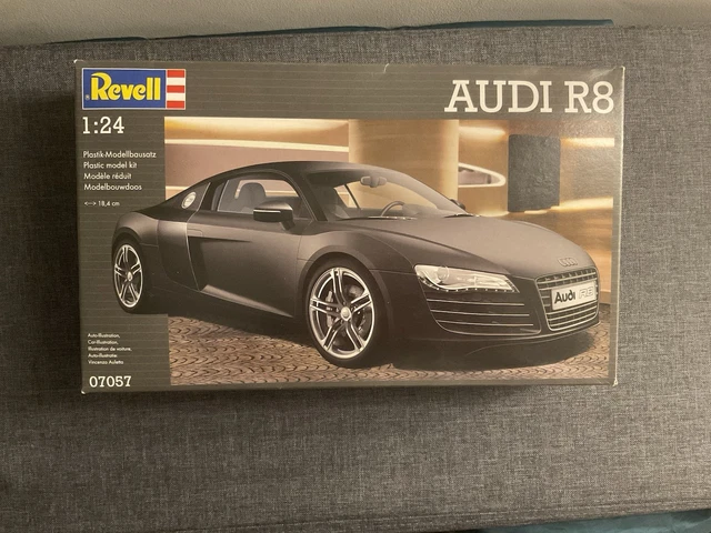 Maquette revell voiture audi r8 1/24 complet avec kit peinture - Modélisme
