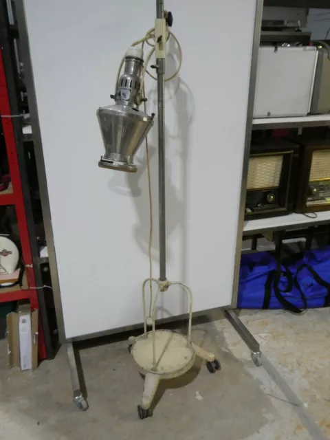 Zahnarzt Vintage Quarzlampe Original Hanau, Industriedesign